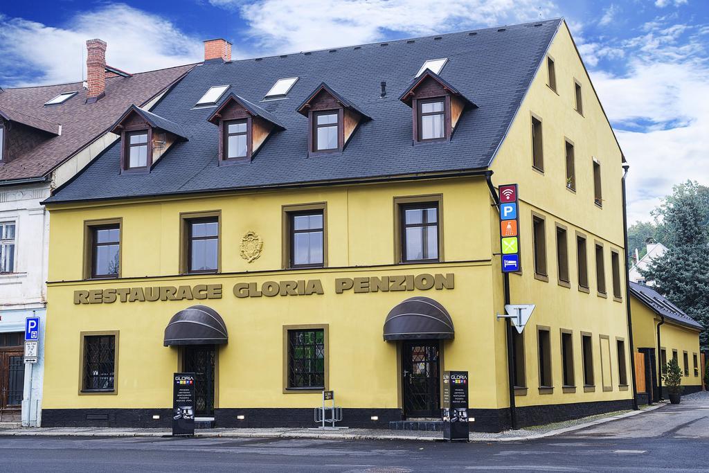 Penzion, Restaurant Gloria Храстава Екстер'єр фото